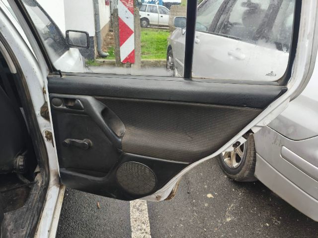 bontott VW GOLF III Kesztyűtartó