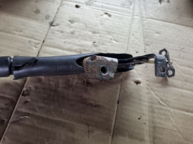 bontott VW GOLF III Kézifék Kar