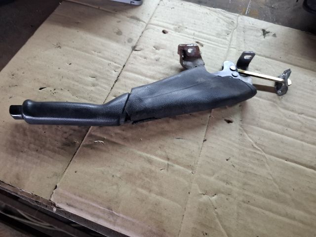 bontott VW GOLF III Kézifék Kar