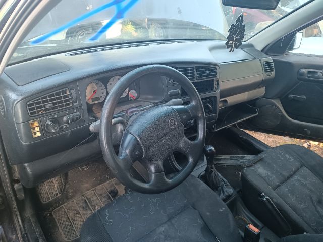 bontott VW GOLF III Kilométeróra Keret