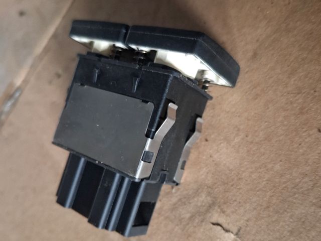 bontott VW GOLF III Klíma Kapcsoló