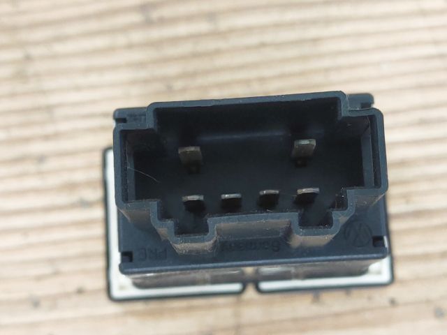 bontott VW GOLF III Klíma Kapcsoló