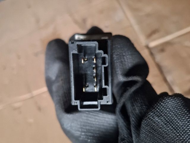 bontott VW GOLF III Klíma Kapcsoló