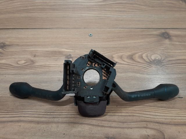 bontott VW GOLF III Komplett Kormánykapcsoló (Bajuszkapcsoló)