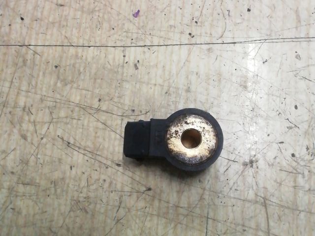 bontott VW GOLF III Kopogás Jeladó