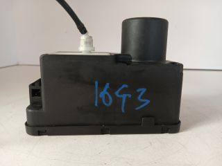 bontott VW GOLF III Központizár Elektronika