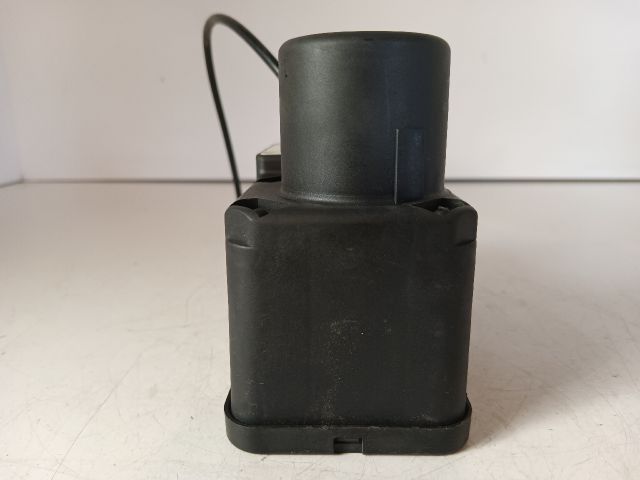 bontott VW GOLF III Központizár Elektronika