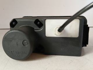 bontott VW GOLF III Központizár Elektronika