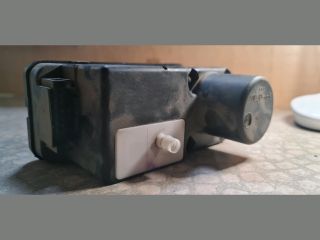 bontott VW GOLF III Központizár Motor (Pozíciófüggetlen)