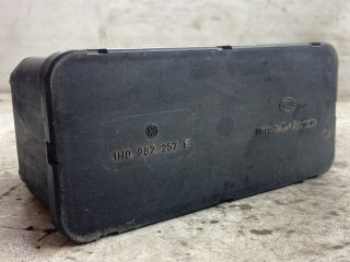 bontott VW GOLF III Központizár Motor (Pozíciófüggetlen)