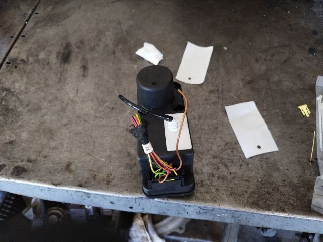 bontott VW GOLF III Központizár Motor (Pozíciófüggetlen)