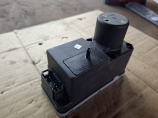 bontott VW GOLF III Központizár Motor (Pozíciófüggetlen)