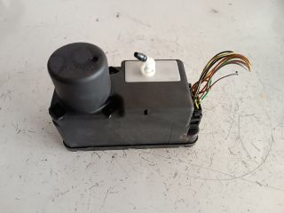 bontott VW GOLF III Központizár Motor (Pozíciófüggetlen)