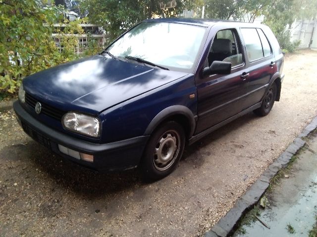 bontott VW GOLF III Kürt