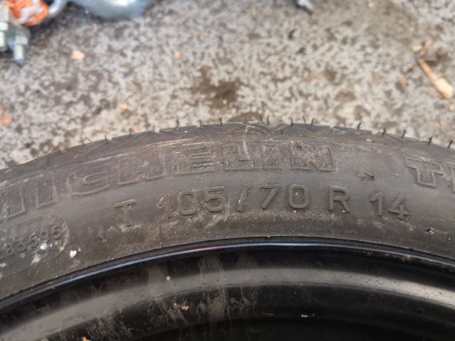 bontott VW GOLF III Pótkerék