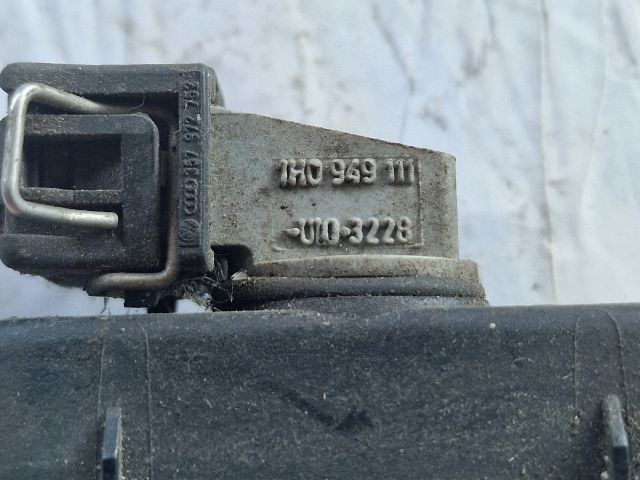 bontott VW GOLF III Sárvédő Irányjelző (Pozíciófüggetlen)