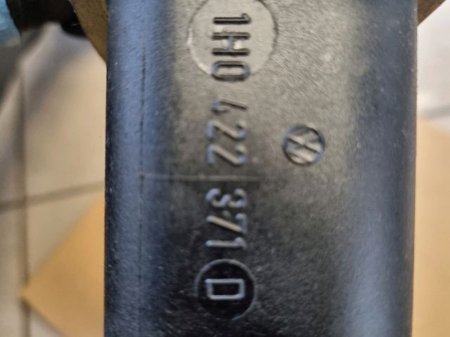 bontott VW GOLF III Szervóolaj Tartály