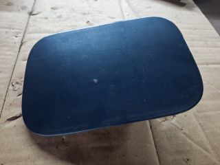 bontott VW GOLF III Tankajtó