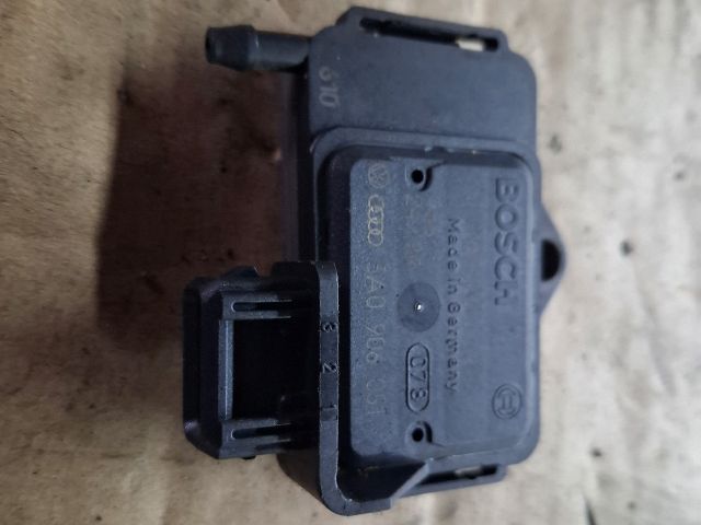 bontott VW GOLF III Töltőnyomás Érzékelő