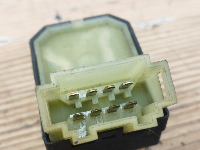 bontott VW GOLF III Tükör Kapcsoló