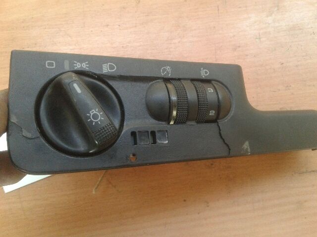 bontott VW GOLF III Világítás Kapcsoló