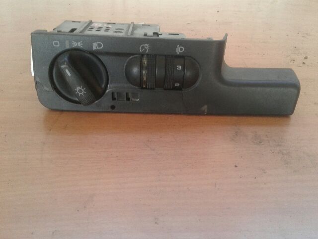 bontott VW GOLF III Világítás Kapcsoló