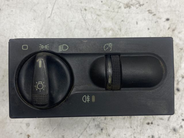 bontott VW GOLF III Világítás Kapcsoló