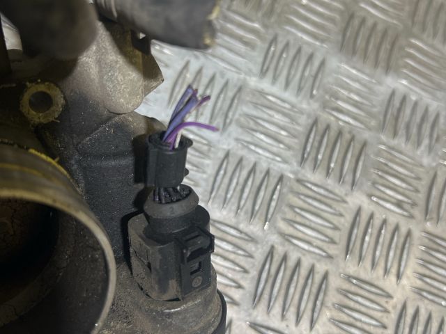 bontott VW GOLF IV Fojtószelep (Elektromos)