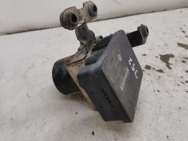 bontott VW GOLF IV ABS Kocka