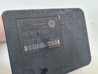 bontott VW GOLF IV ABS Kocka