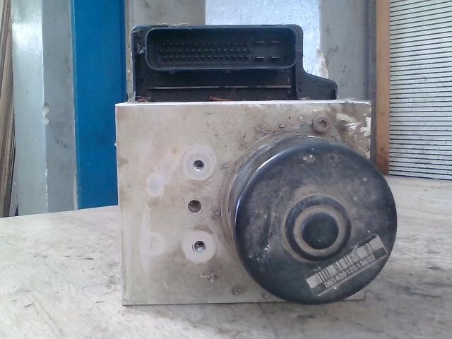 bontott VW GOLF IV ABS Kocka