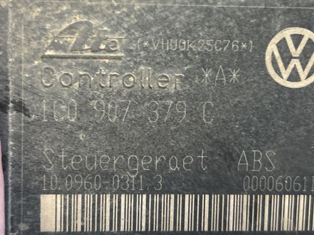 bontott VW GOLF IV ABS Kocka