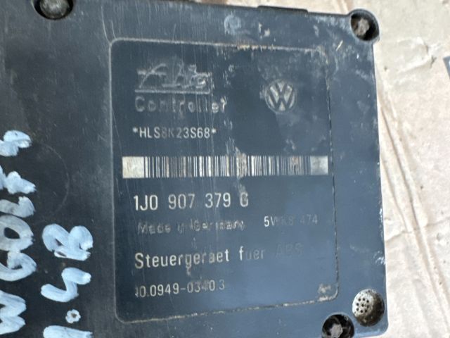 bontott VW GOLF IV ABS Kocka