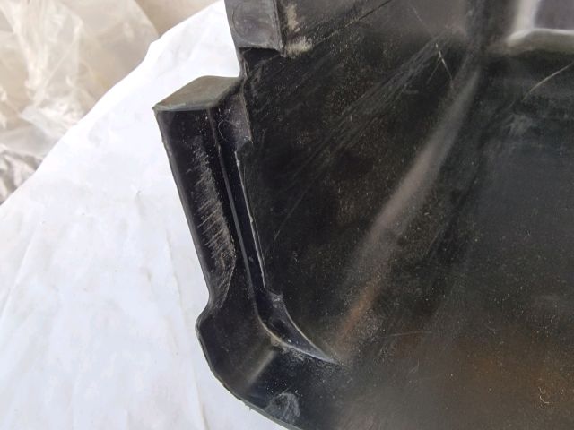 bontott VW GOLF IV Akkumulátor Fedél