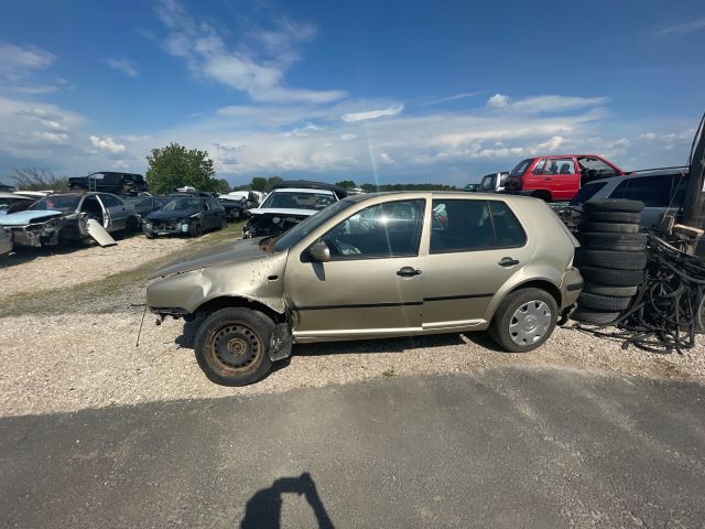 bontott VW GOLF IV Bal első Csonkállvány Kerékaggyal