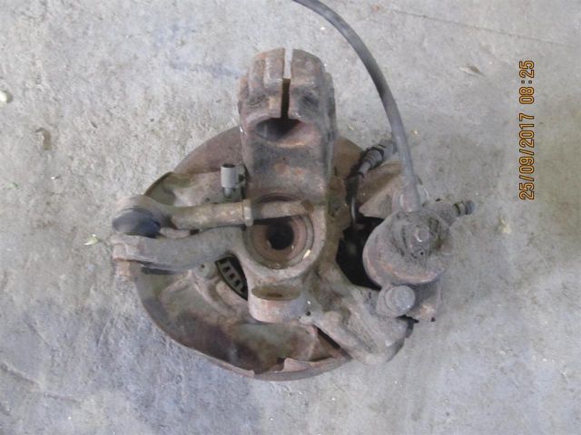 bontott VW GOLF IV Bal első Csonkállvány Kerékaggyal