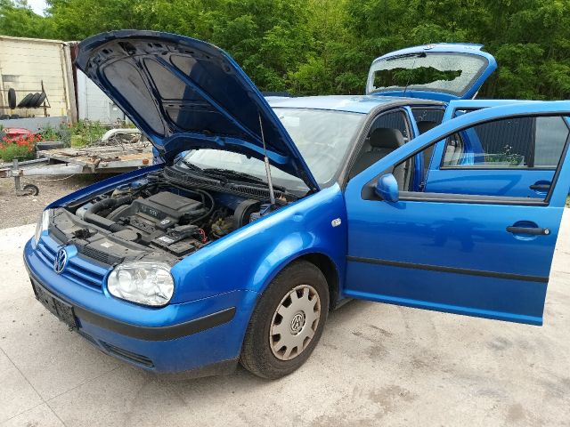 bontott VW GOLF IV Bal első Féknyereg Munkahengerrel