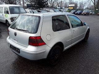 bontott VW GOLF IV Bal első Féknyereg Munkahengerrel