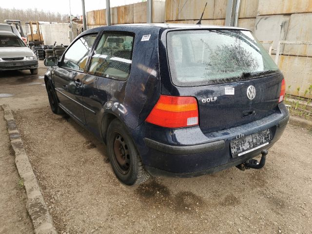 bontott VW GOLF IV Bal első Féknyereg Munkahengerrel