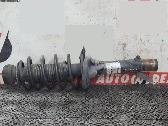 bontott VW GOLF IV Bal első Gólyaláb (Lengécsillapító, Rugó)