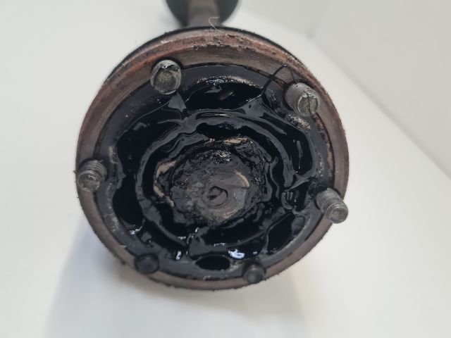 bontott VW GOLF IV Bal Féltengely