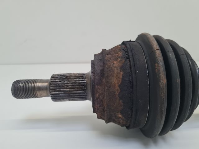 bontott VW GOLF IV Bal Féltengely