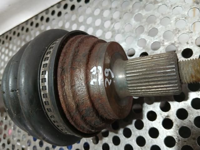 bontott VW GOLF IV Bal Féltengely