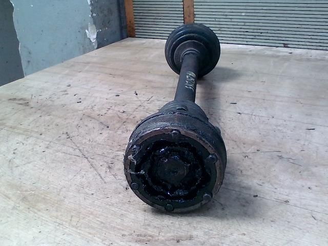 bontott VW GOLF IV Bal Féltengely