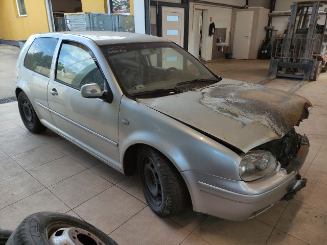 bontott VW GOLF IV Bal hátsó Féknyereg Munkahengerrel