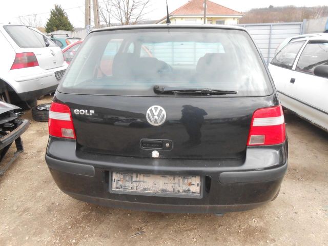 bontott VW GOLF IV Bal hátsó Rugó