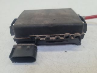 bontott VW GOLF IV Biztosítéktábla Motortér