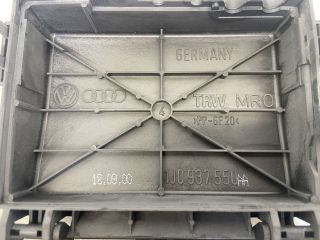 bontott VW GOLF IV Biztosítéktábla Motortér