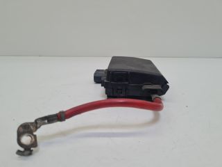 bontott VW GOLF IV Biztosítéktábla Motortér