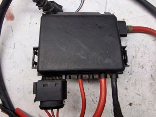 bontott VW GOLF IV Biztosítéktábla Motortér